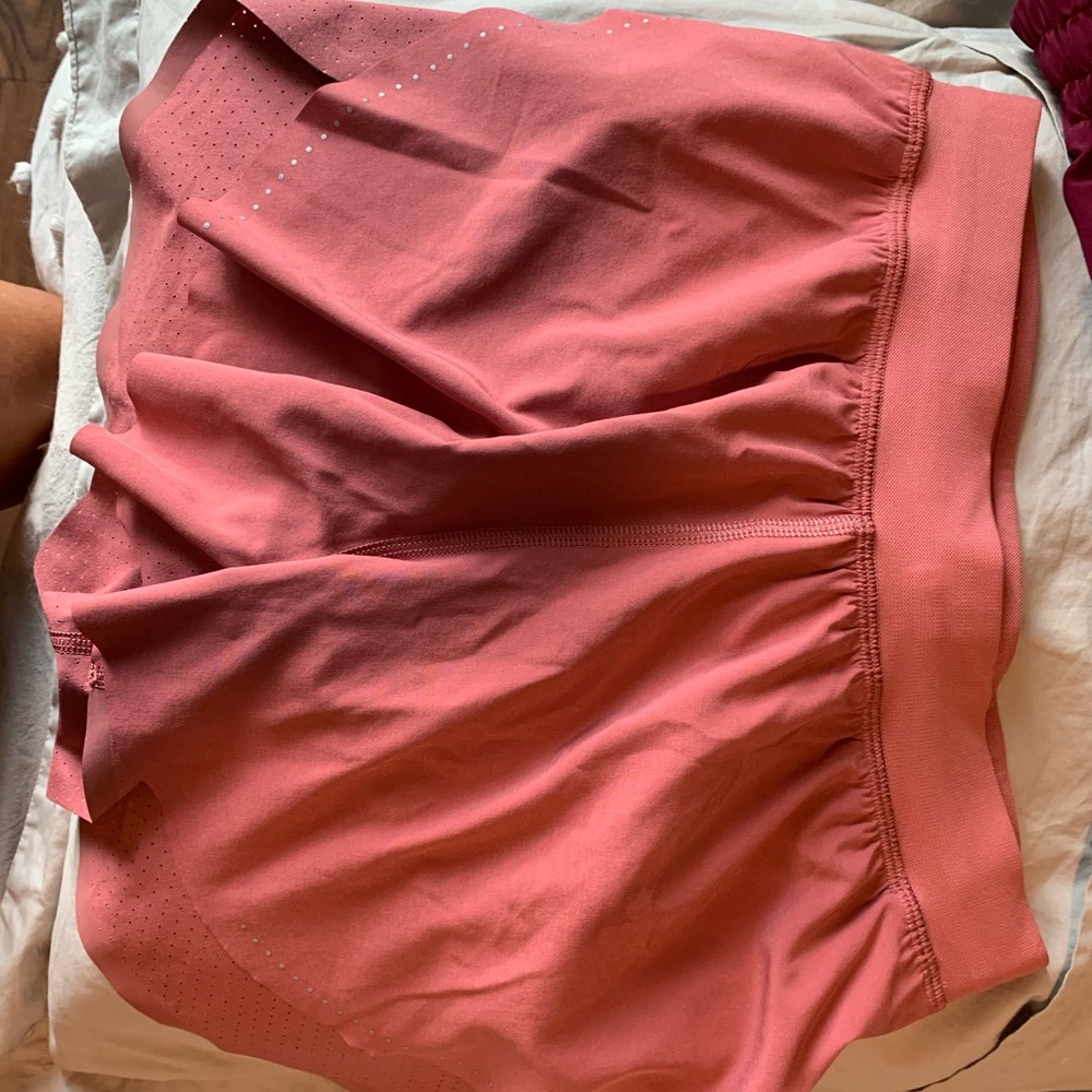 Lululemon Find Your Pace Short Lined 3”